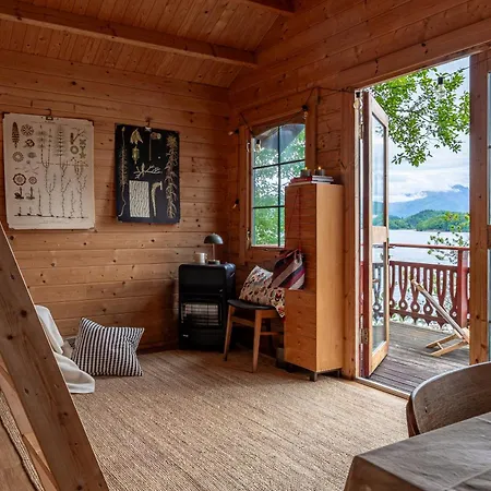 Camping Fjord View Off-grid