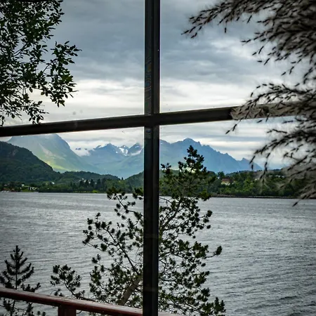 Fjord View Off-grid Ålesund